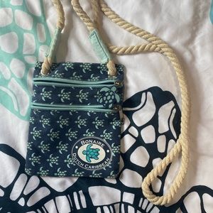 Bonaire purse